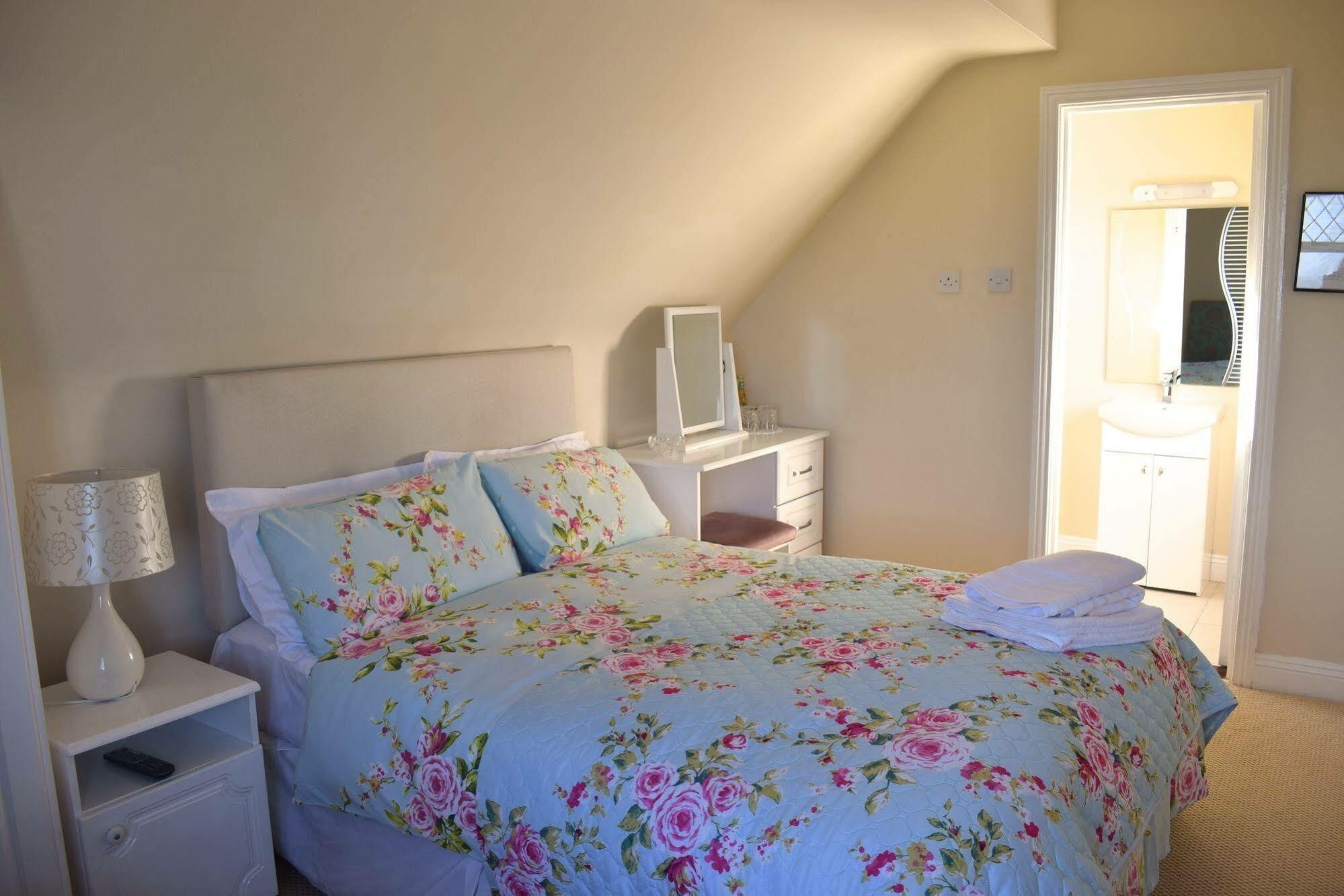 Fernhill House Tramore B&B Ngoại thất bức ảnh