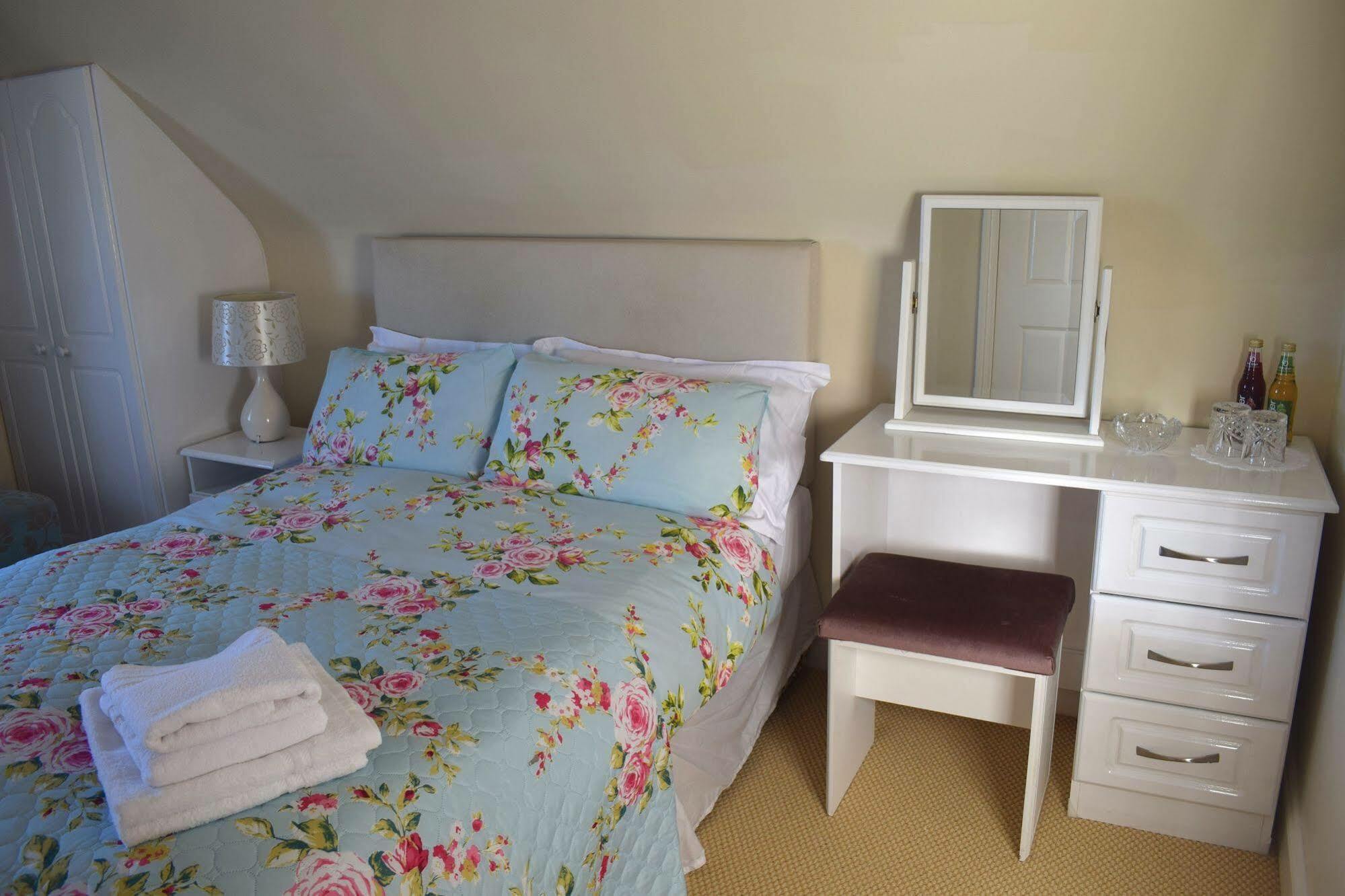 Fernhill House Tramore B&B Ngoại thất bức ảnh